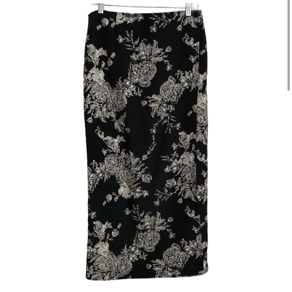 Studio C Dresses & Skirts - Studio C Black White Floral Wrap Maxi Skirt Size 12